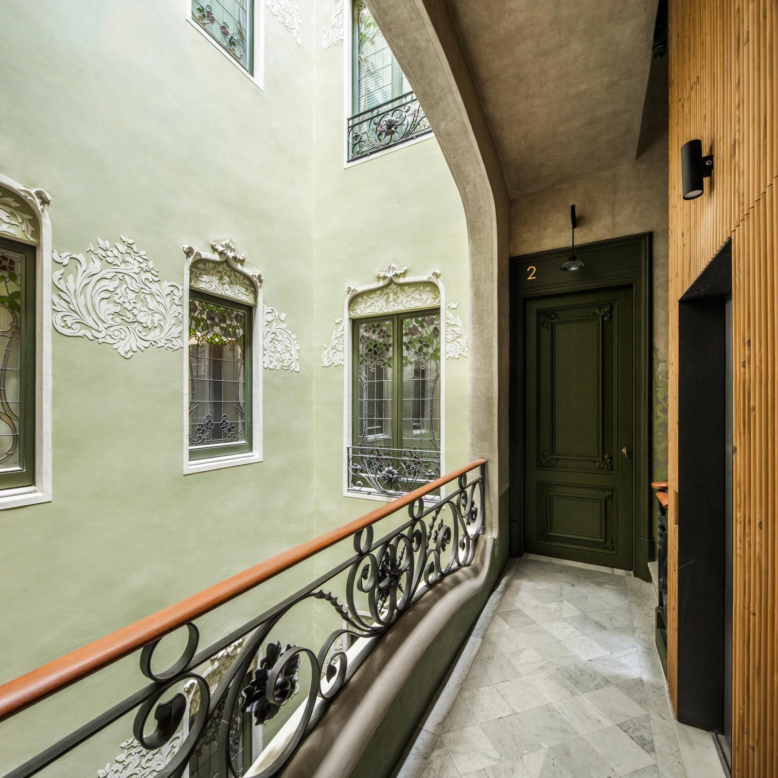 av_medium__av_263983